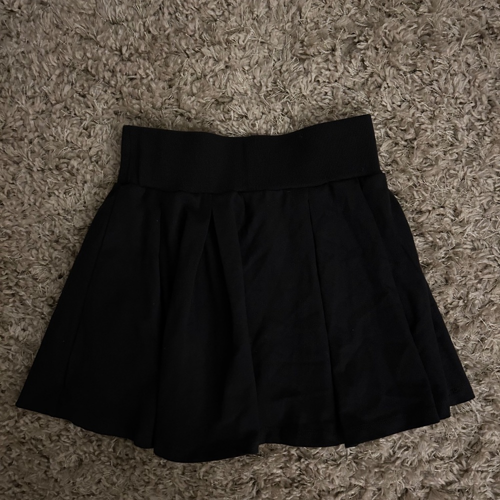 Black Pleated Mini Skirt